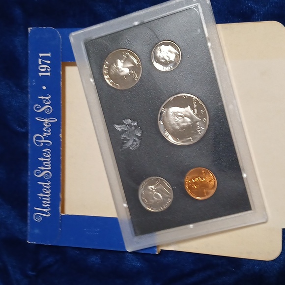 1971 & 1972 United States Proof Sets - Picture 2 of 10